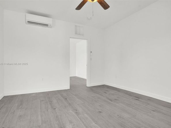 600 NW 25th Ct, Miami FL 33125