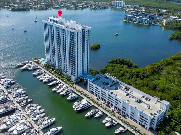 17111 Biscayne Blvd 909, North Miami Beach FL 33160