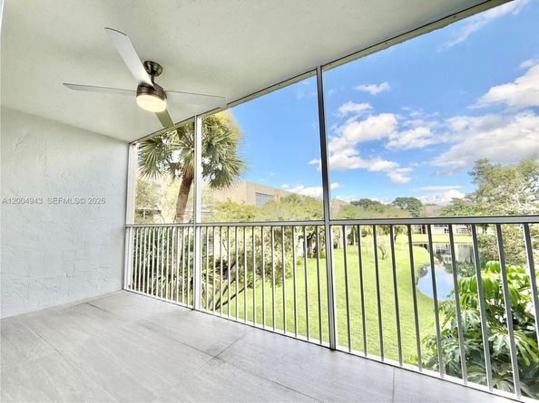 3361 NW 47th Ter 329, Lauderdale Lakes FL 33319