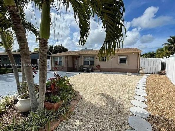 621 NE 61st St, Oakland Park FL 33334