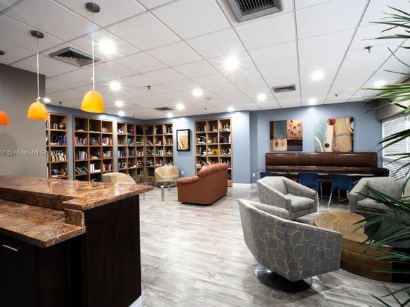850 N Miami Ave W1903, Miami FL 33136
