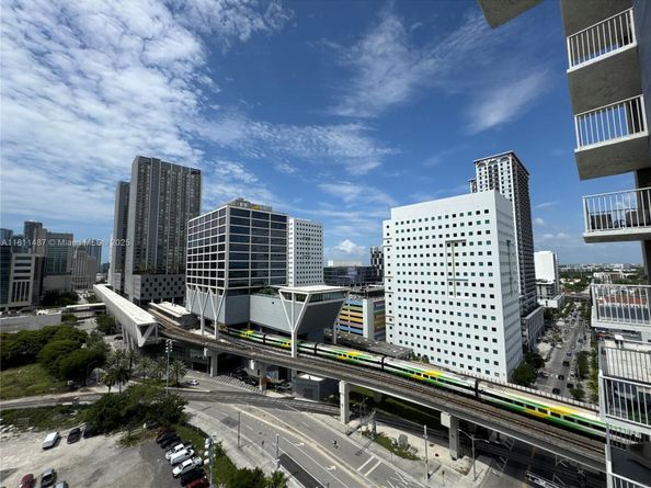 850 N Miami Ave W1903, Miami FL 33136