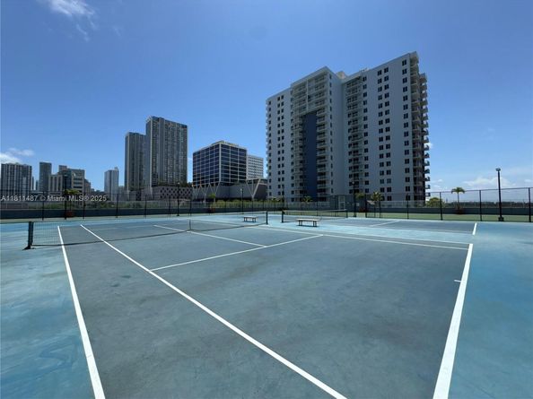 850 N Miami Ave W1903, Miami FL 33136