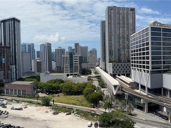 850 N Miami Ave W1903, Miami FL 33136