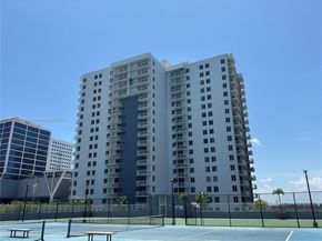 850 N Miami Ave W1903, Miami FL 33136