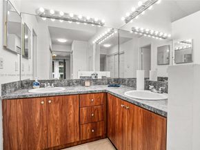 7178 Sportsmans Dr, North Lauderdale FL 33068