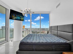 851 NE 1st Ave 2912, Miami FL 33132