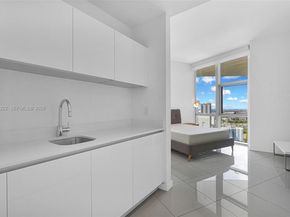 851 NE 1st Ave 2912, Miami FL 33132