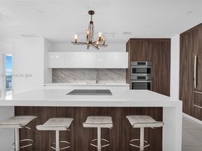 851 NE 1st Ave 2912, Miami FL 33132