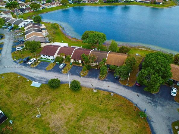 5229 SW 139th Ct, Miami FL 33175