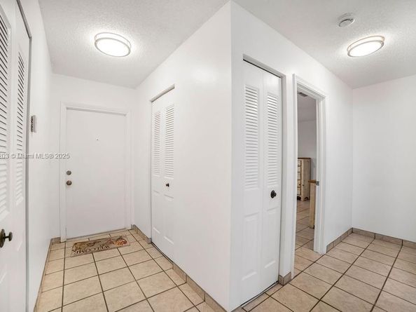 5229 SW 139th Ct, Miami FL 33175