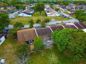 5229 SW 139th Ct, Miami FL 33175