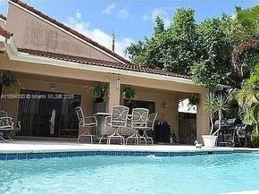 5920 York Ln, Davie FL 33331