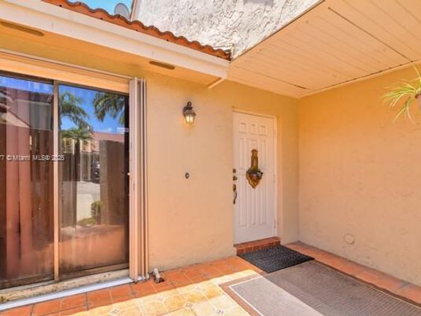 6326 NW 170 Ter, Hialeah FL 33015