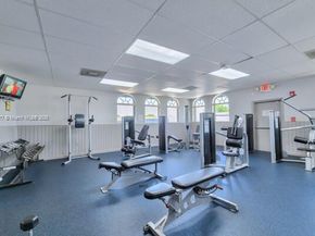 6326 NW 170 Ter, Hialeah FL 33015
