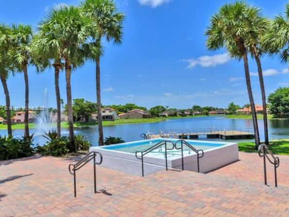 6326 NW 170 Ter, Hialeah FL 33015