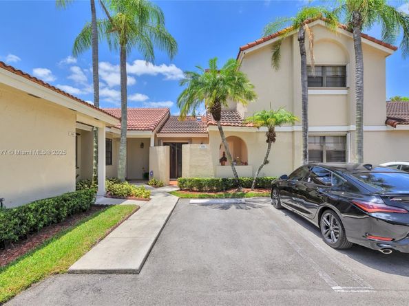 6326 NW 170 Ter, Hialeah FL 33015