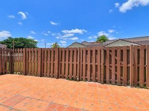 6326 NW 170 Ter, Hialeah FL 33015