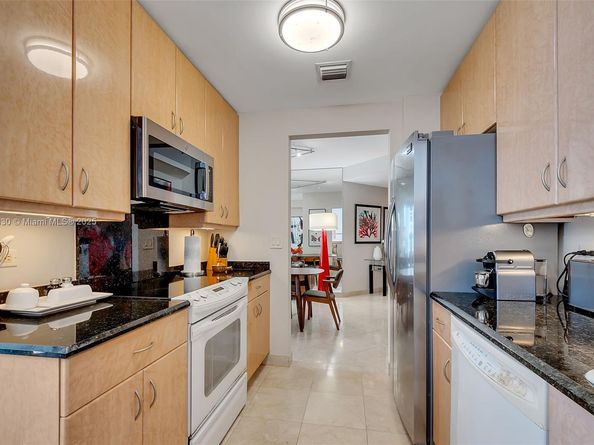 801 Brickell Key Blvd 1601, Miami FL 33131
