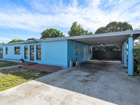 3320 NW 177th Ter, Miami Gardens FL 33056