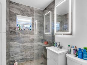 3320 NW 177th Ter, Miami Gardens FL 33056