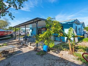 3320 NW 177th Ter, Miami Gardens FL 33056