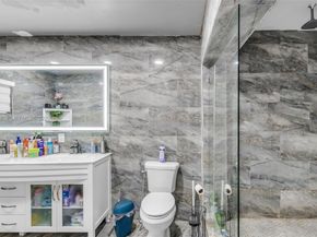 3320 NW 177th Ter, Miami Gardens FL 33056