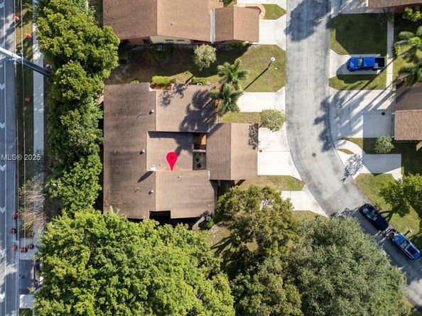 1858 Tamarind Ln, Coconut Creek FL 33063