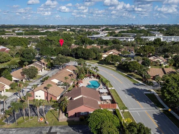 1858 Tamarind Ln, Coconut Creek FL 33063