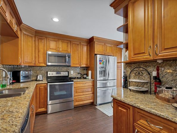 1858 Tamarind Ln, Coconut Creek FL 33063