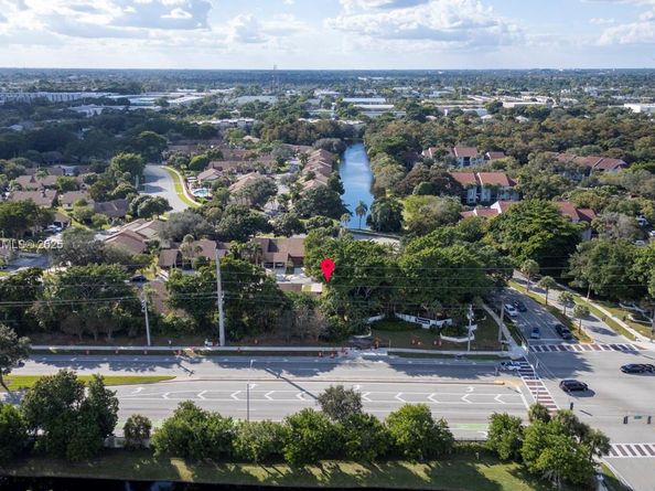 1858 Tamarind Ln, Coconut Creek FL 33063