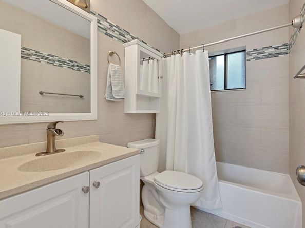 1858 Tamarind Ln, Coconut Creek FL 33063