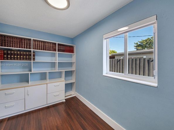 10025 SW 83rd St, Miami FL 33173