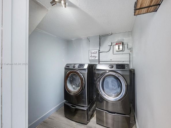 10025 SW 83rd St, Miami FL 33173