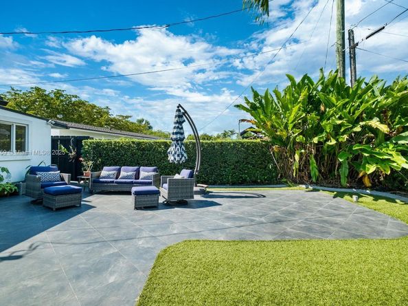 10025 SW 83rd St, Miami FL 33173