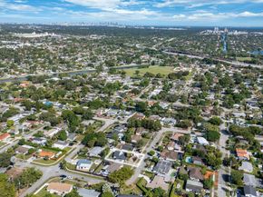 10025 SW 83rd St, Miami FL 33173