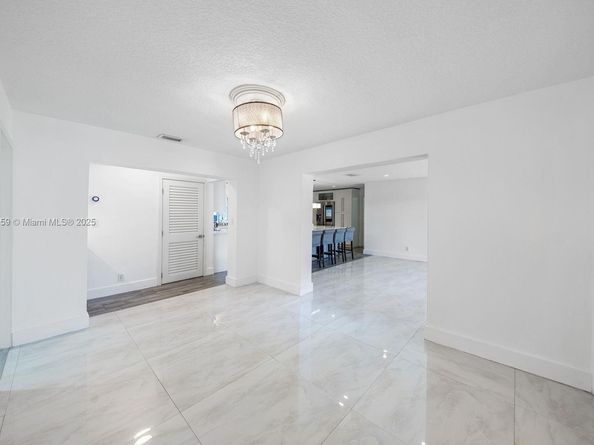 10025 SW 83rd St, Miami FL 33173