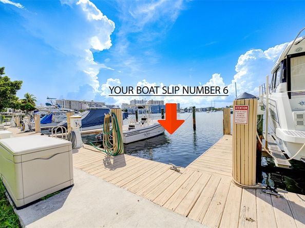 126 Golden Isles Dr 34A, Hallandale Beach FL 33009