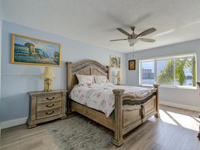 126 Golden Isles Dr 34A, Hallandale Beach FL 33009