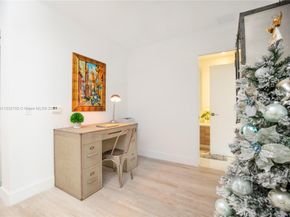 121 NE 34th St L206, Miami FL 33137