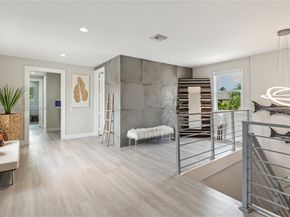 1371 Victoria Isle Dr, Weston FL 33327