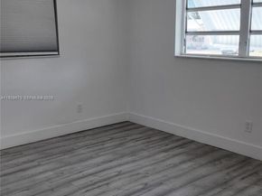 2100 N 57th Way, Hollywood FL 33021