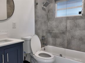 2100 N 57th Way, Hollywood FL 33021