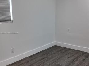 2100 N 57th Way, Hollywood FL 33021