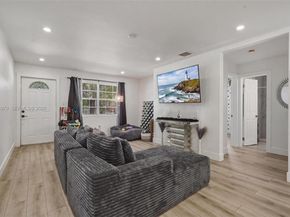 1657 SW 44th Ave, Fort Lauderdale FL 33317