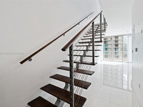 690 SW 1st Ct. 2308, Miami FL 33130-2927