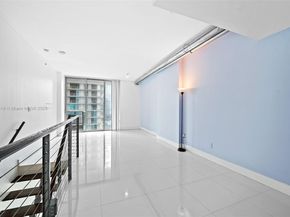 690 SW 1st Ct. 2308, Miami FL 33130-2927