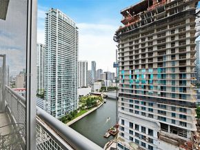 690 SW 1st Ct. 2308, Miami FL 33130-2927