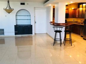 919 Hillcrest Dr 704, Hollywood FL 33021