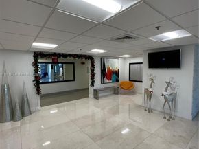 919 Hillcrest Dr 704, Hollywood FL 33021